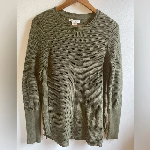 Anthropologie Sweaters - Anthropologie Women’s Olive Sweater, Size M